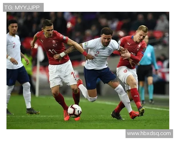 2016年欧洲杯精彩回顾：俄罗斯与捷克的激烈对决与战术分析